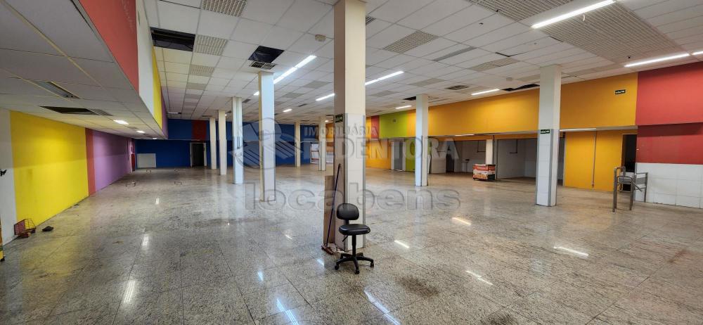 Prédio Inteiro, 690 m² - Foto 2