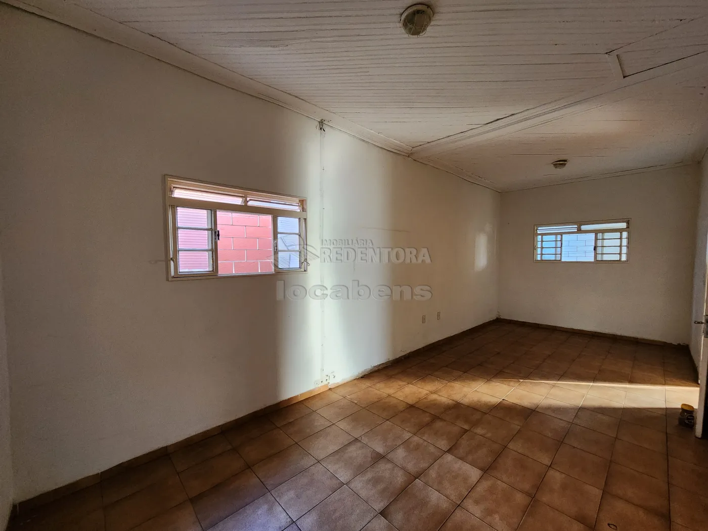 Alugar Casa / Padr&atilde;o em S&atilde;o Jos&eacute; do Rio Preto R$ 1.600,00 - Foto 14