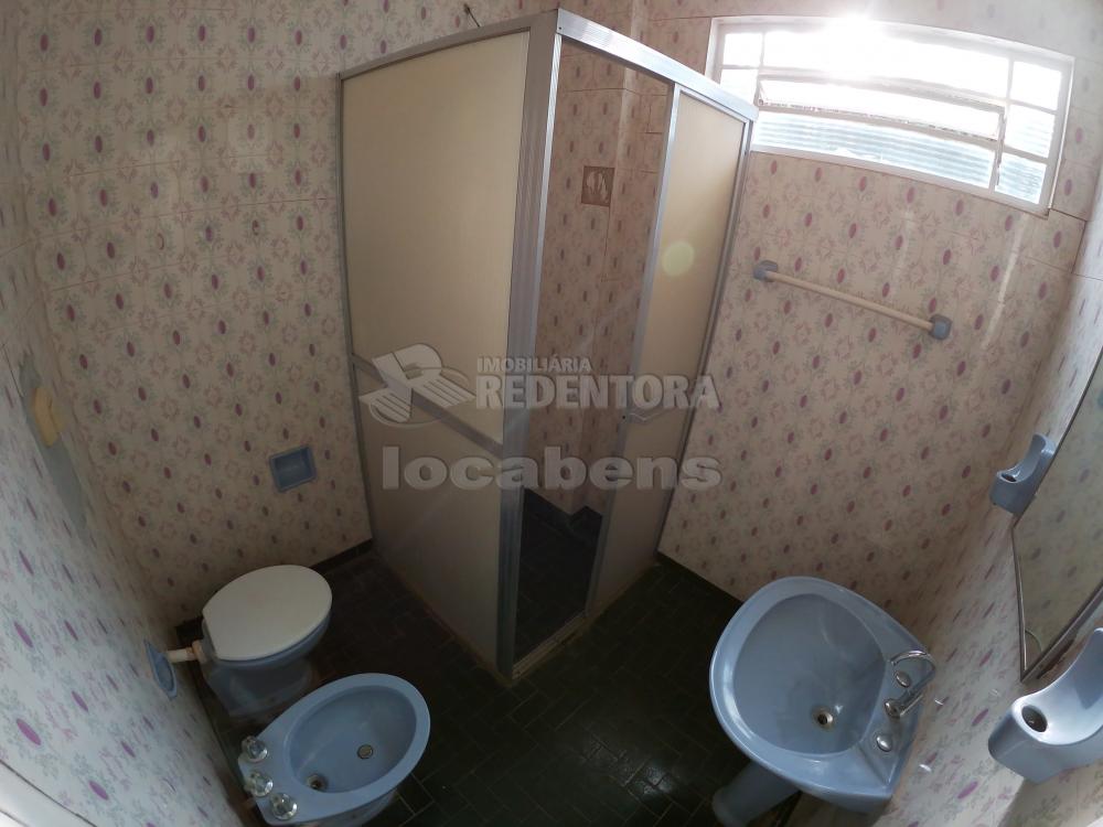Alugar Casa / Padr&atilde;o em S&atilde;o Jos&eacute; do Rio Preto R$ 1.600,00 - Foto 8