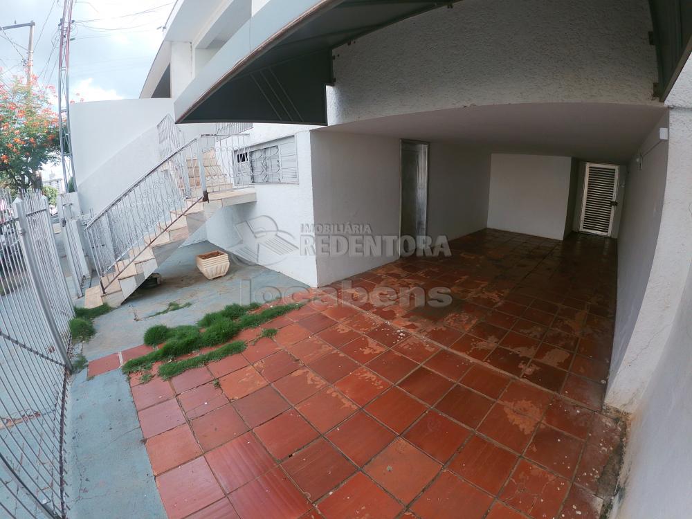 Alugar Casa / Padr&atilde;o em S&atilde;o Jos&eacute; do Rio Preto R$ 1.600,00 - Foto 2