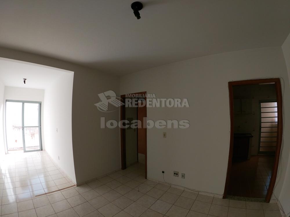 Alugar Apartamento / Padr&atilde;o em S&atilde;o Jos&eacute; do Rio Preto R$ 1.000,00 - Foto 1