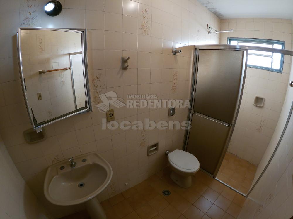 Alugar Apartamento / Padr&atilde;o em S&atilde;o Jos&eacute; do Rio Preto R$ 1.000,00 - Foto 17