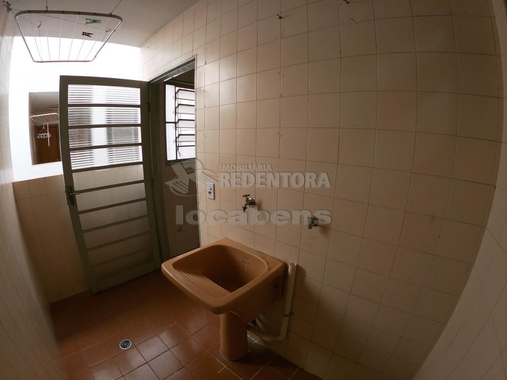 Alugar Apartamento / Padr&atilde;o em S&atilde;o Jos&eacute; do Rio Preto R$ 1.000,00 - Foto 23