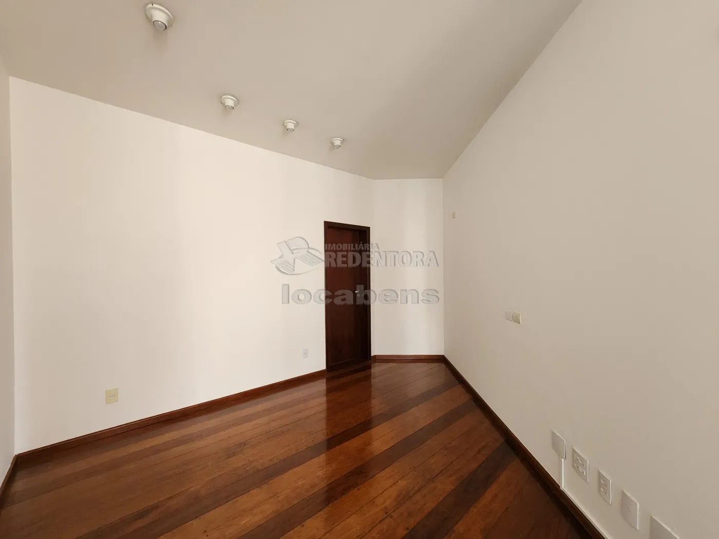 Alugar Apartamento / Padr&atilde;o em S&atilde;o Jos&eacute; do Rio Preto R$ 3.000,00 - Foto 9