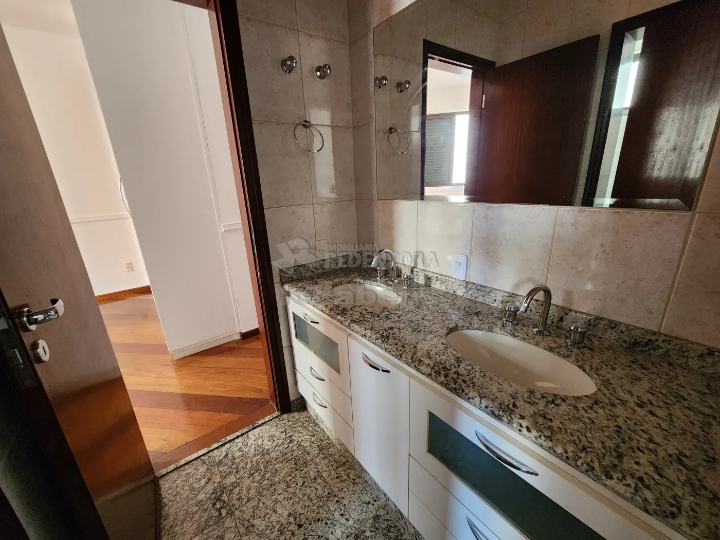 Alugar Apartamento / Padr&atilde;o em S&atilde;o Jos&eacute; do Rio Preto R$ 3.000,00 - Foto 32