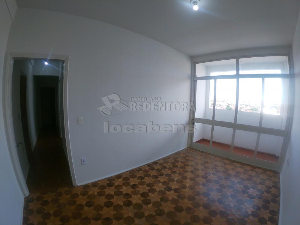 Alugar Apartamento / Padr&atilde;o em S&atilde;o Jos&eacute; do Rio Preto R$ 1.100,00 - Foto 2