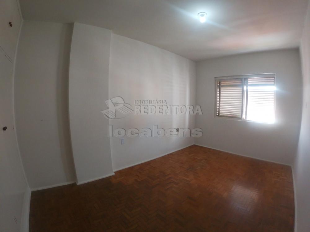 Alugar Apartamento / Padr&atilde;o em S&atilde;o Jos&eacute; do Rio Preto R$ 1.100,00 - Foto 9