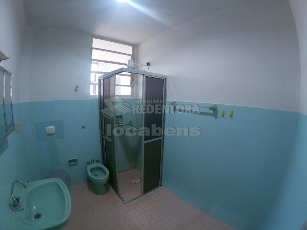 Alugar Apartamento / Padr&atilde;o em S&atilde;o Jos&eacute; do Rio Preto R$ 1.100,00 - Foto 12