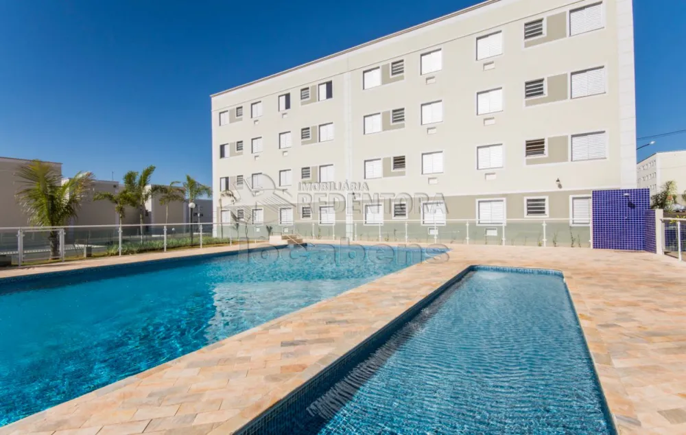 Alugar Apartamento / Padr&atilde;o em S&atilde;o Jos&eacute; do Rio Preto R$ 800,00 - Foto 16