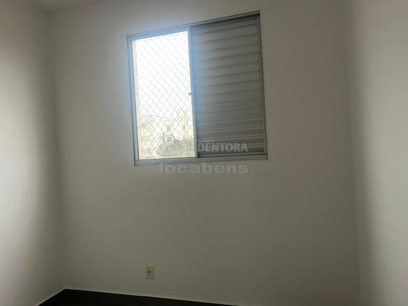Alugar Apartamento / Padr&atilde;o em S&atilde;o Jos&eacute; do Rio Preto R$ 800,00 - Foto 10