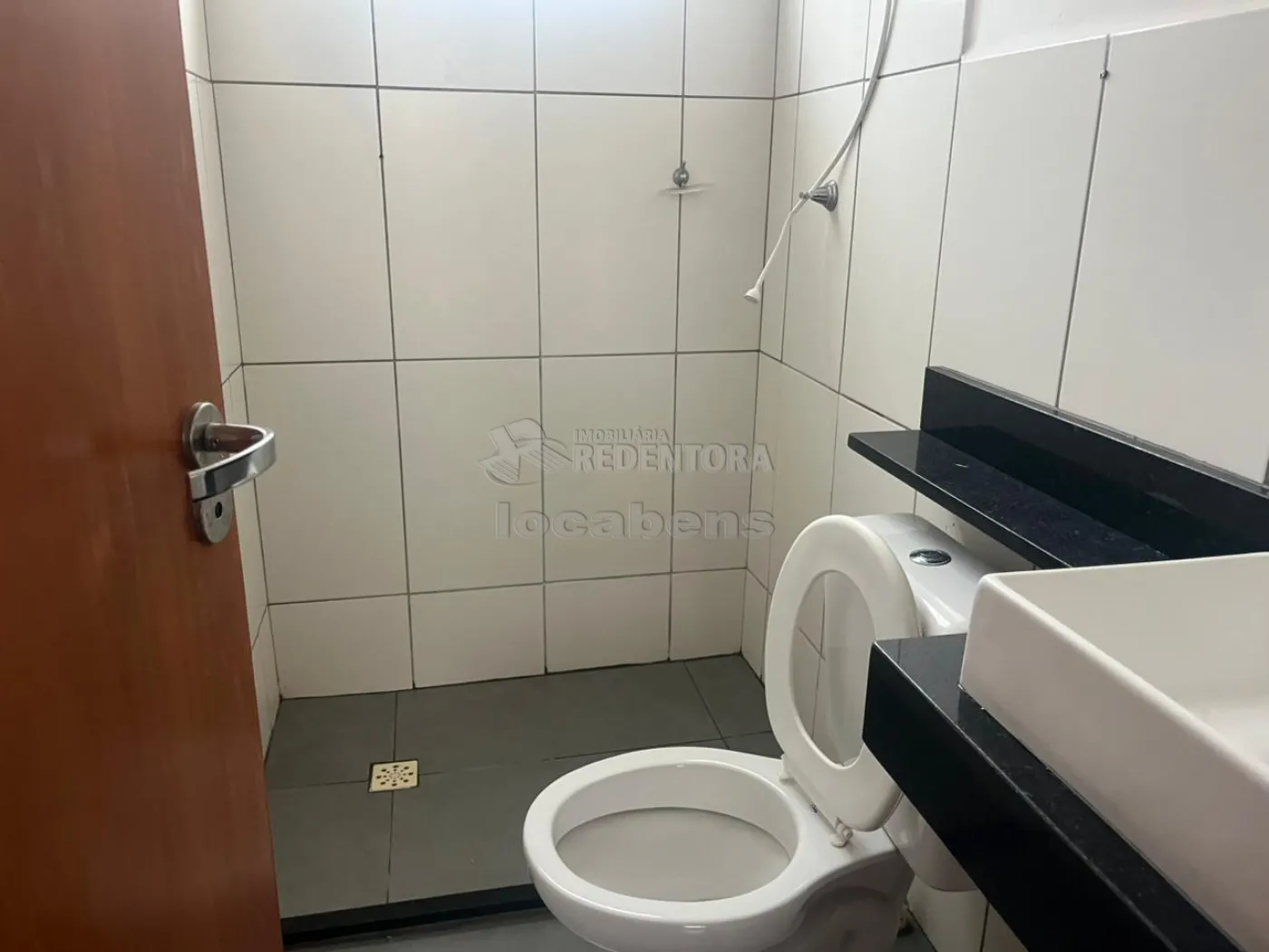 Alugar Apartamento / Padr&atilde;o em S&atilde;o Jos&eacute; do Rio Preto R$ 800,00 - Foto 5