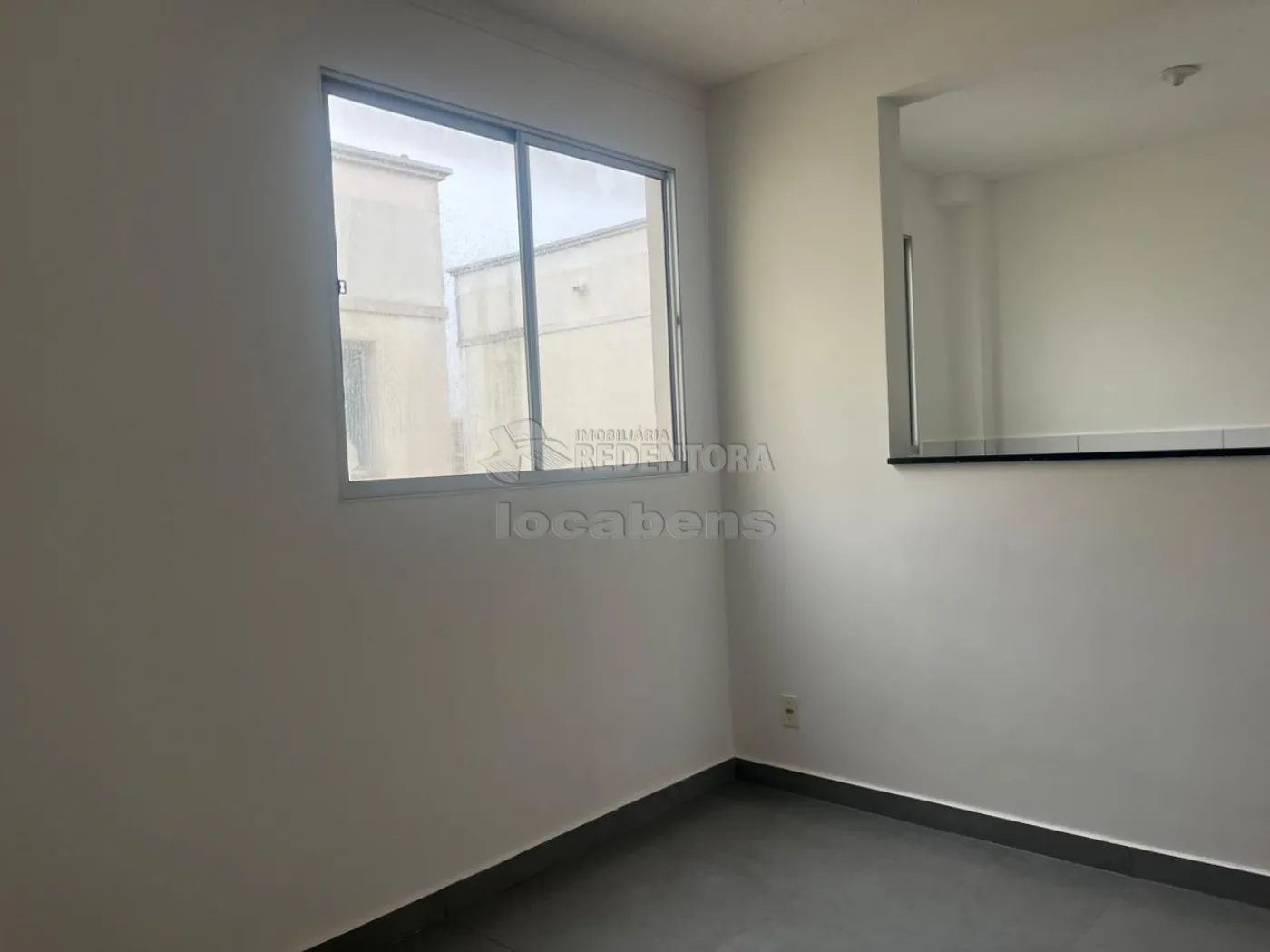 Alugar Apartamento / Padr&atilde;o em S&atilde;o Jos&eacute; do Rio Preto R$ 800,00 - Foto 2