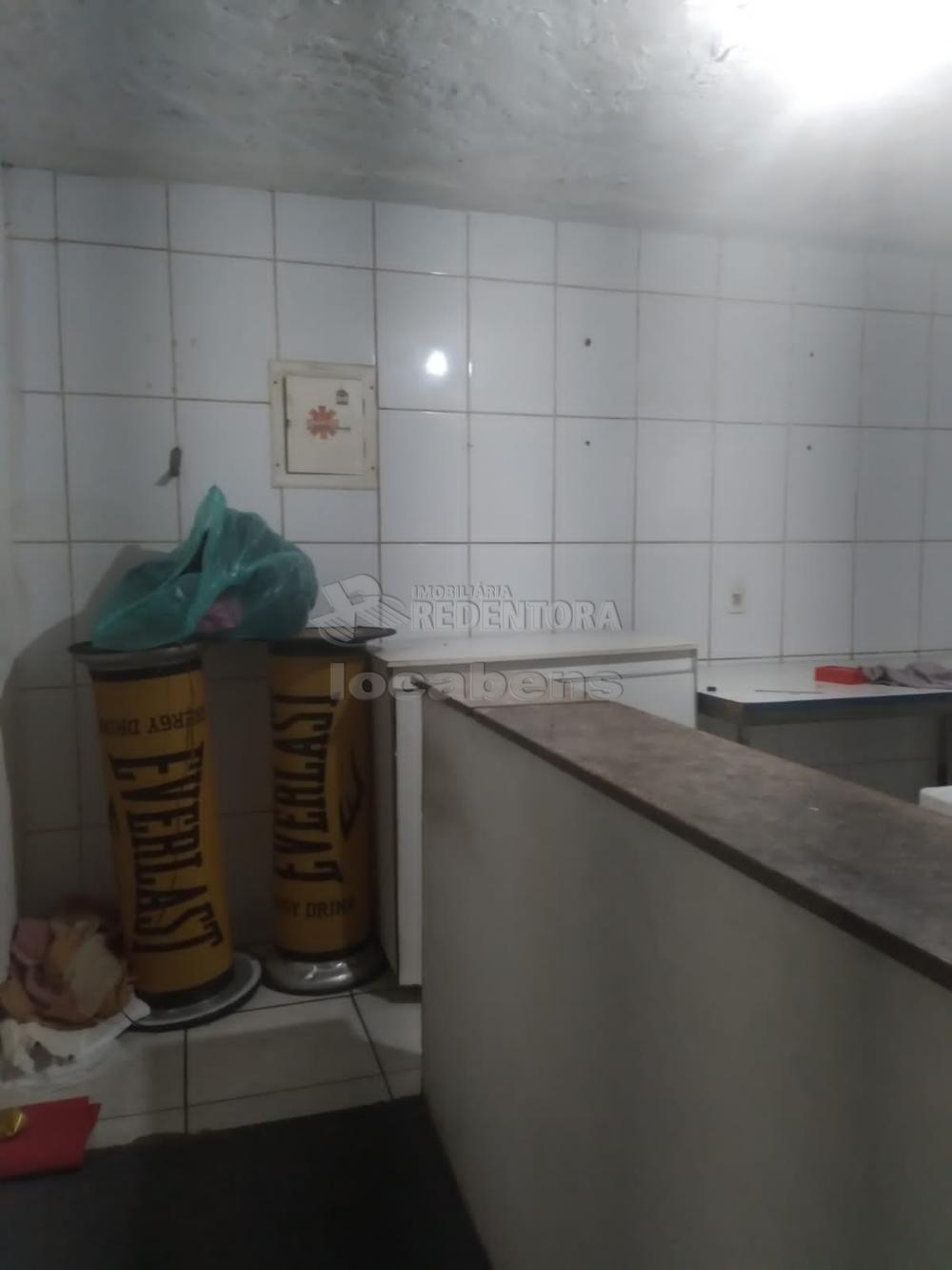 Alugar Comercial / Sal&atilde;o em Mirassol R$ 3.500,00 - Foto 4