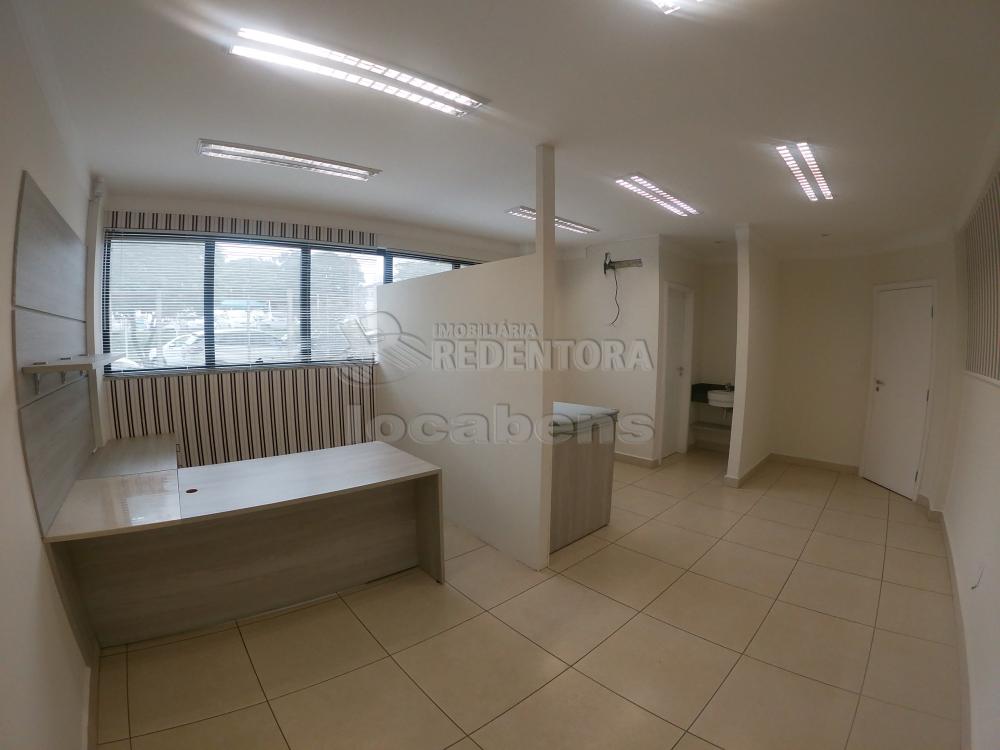 Alugar Comercial / Sala em S&atilde;o Jos&eacute; do Rio Preto R$ 4.100,00 - Foto 12