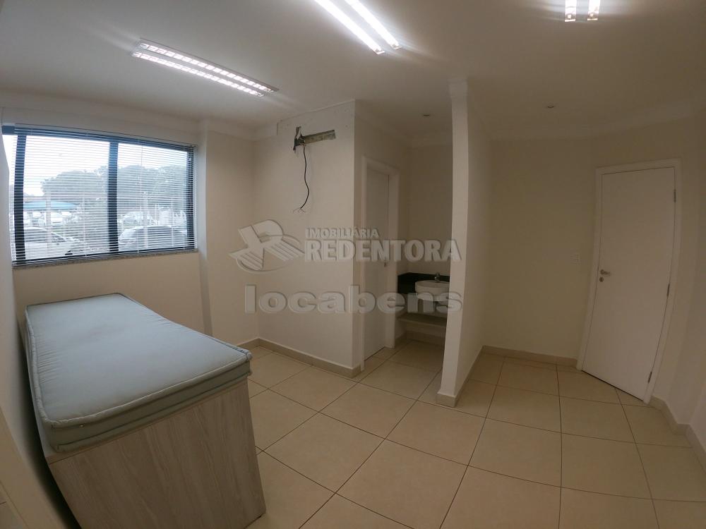 Alugar Comercial / Sala em S&atilde;o Jos&eacute; do Rio Preto R$ 4.100,00 - Foto 15