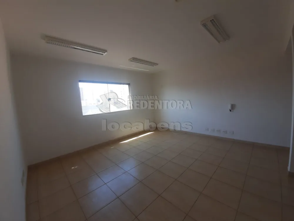 Alugar Comercial / Sala em S&atilde;o Jos&eacute; do Rio Preto R$ 1.300,00 - Foto 7