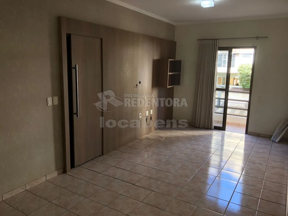 Alugar Apartamento / Padr&atilde;o em S&atilde;o Jos&eacute; do Rio Preto R$ 1.400,00 - Foto 7