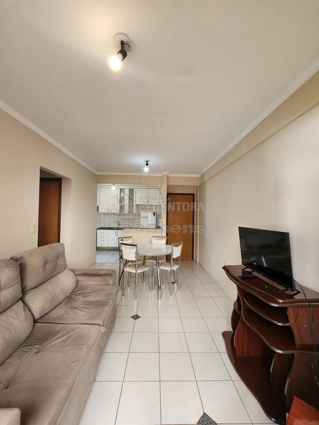 Alugar Apartamento / Padr&atilde;o em S&atilde;o Jos&eacute; do Rio Preto R$ 1.400,00 - Foto 2