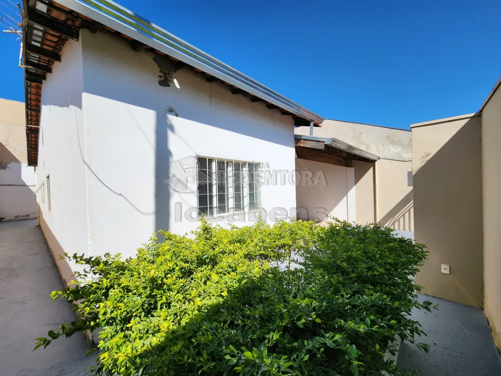 Alugar Casa / Padr&atilde;o em S&atilde;o Jos&eacute; do Rio Preto R$ 1.500,00 - Foto 2