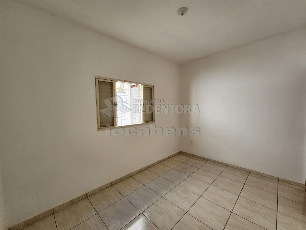Alugar Casa / Padr&atilde;o em S&atilde;o Jos&eacute; do Rio Preto R$ 1.500,00 - Foto 9