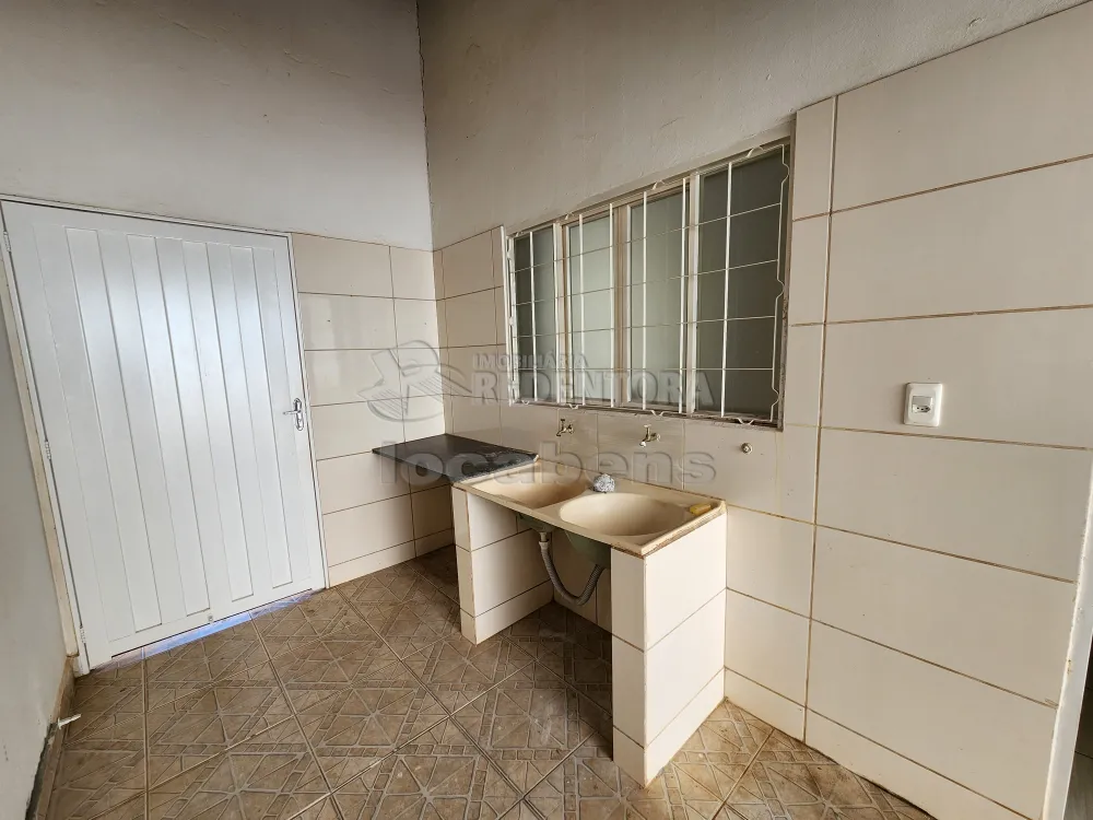 Alugar Casa / Padr&atilde;o em S&atilde;o Jos&eacute; do Rio Preto R$ 1.500,00 - Foto 16