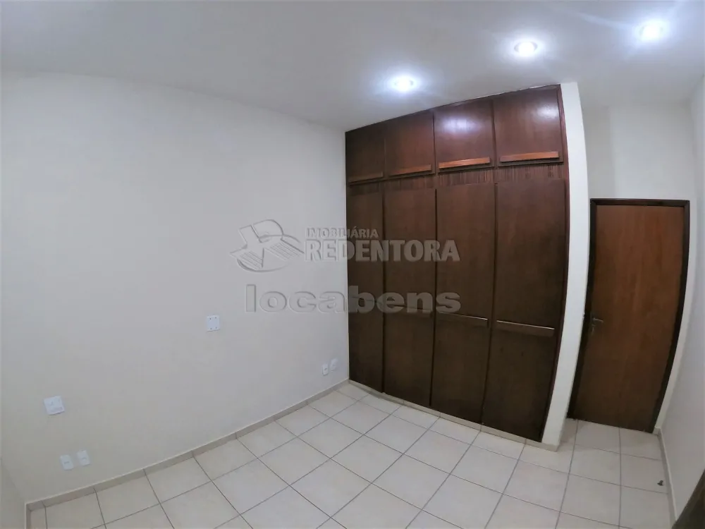 Alugar Casa / Sobrado em S&atilde;o Jos&eacute; do Rio Preto R$ 3.800,00 - Foto 21