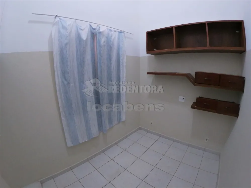 Alugar Casa / Sobrado em S&atilde;o Jos&eacute; do Rio Preto R$ 3.800,00 - Foto 37