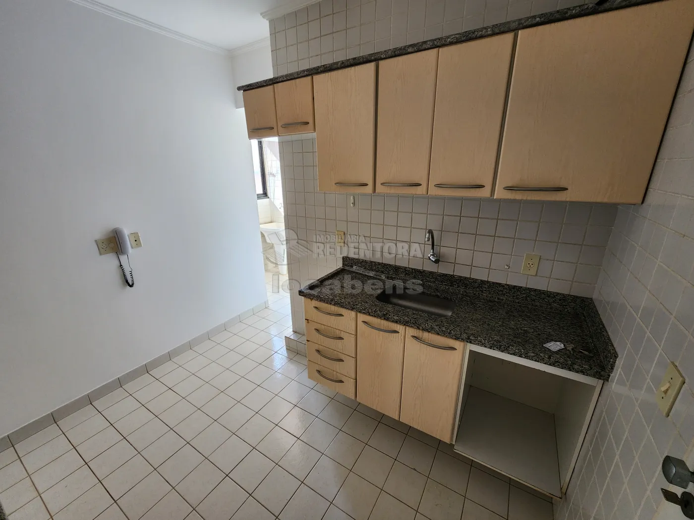 Alugar Apartamento / Padr&atilde;o em S&atilde;o Jos&eacute; do Rio Preto R$ 1.800,00 - Foto 4