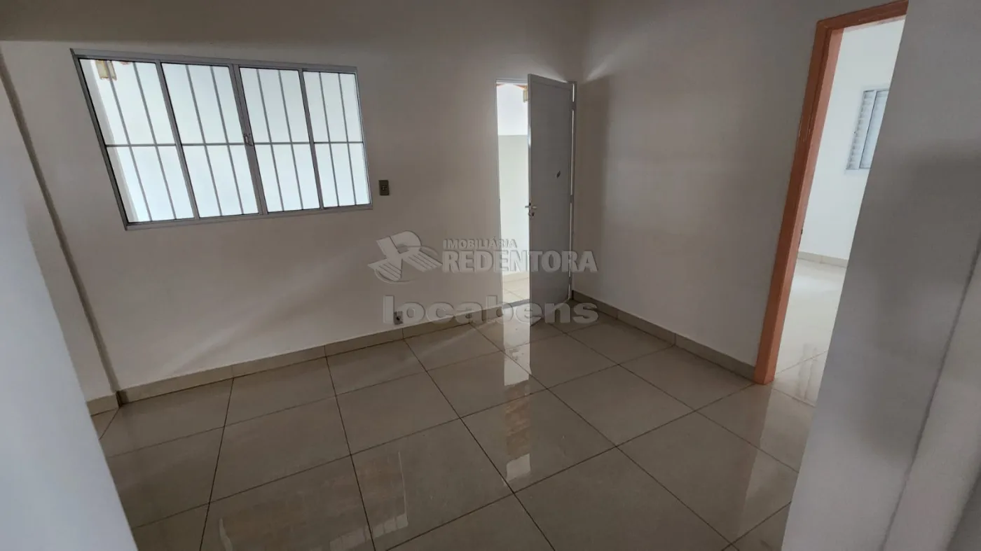 Alugar Casa / Padr&atilde;o em S&atilde;o Jos&eacute; do Rio Preto R$ 2.500,00 - Foto 16