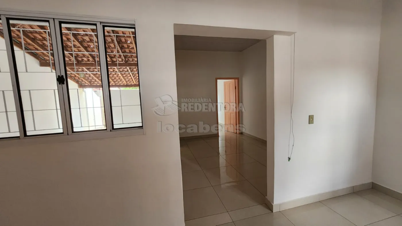Alugar Casa / Padr&atilde;o em S&atilde;o Jos&eacute; do Rio Preto R$ 2.500,00 - Foto 18