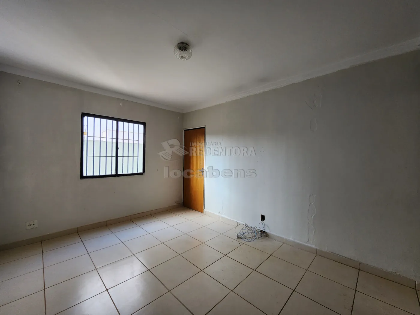 Alugar Apartamento / Padr&atilde;o em S&atilde;o Jos&eacute; do Rio Preto R$ 850,00 - Foto 2