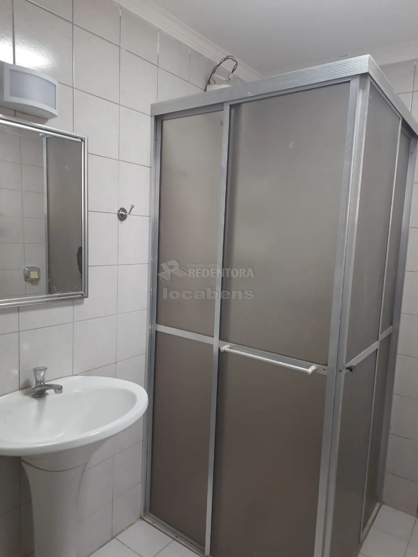 Alugar Casa / Padr&atilde;o em S&atilde;o Jos&eacute; do Rio Preto R$ 2.700,00 - Foto 4