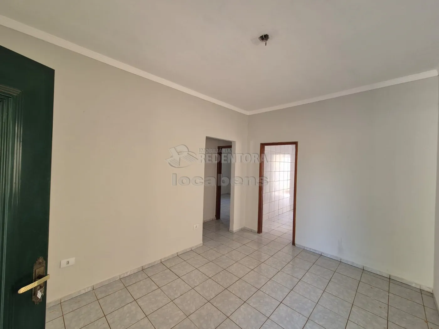 Alugar Casa / Padr&atilde;o em S&atilde;o Jos&eacute; do Rio Preto R$ 1.500,00 - Foto 3