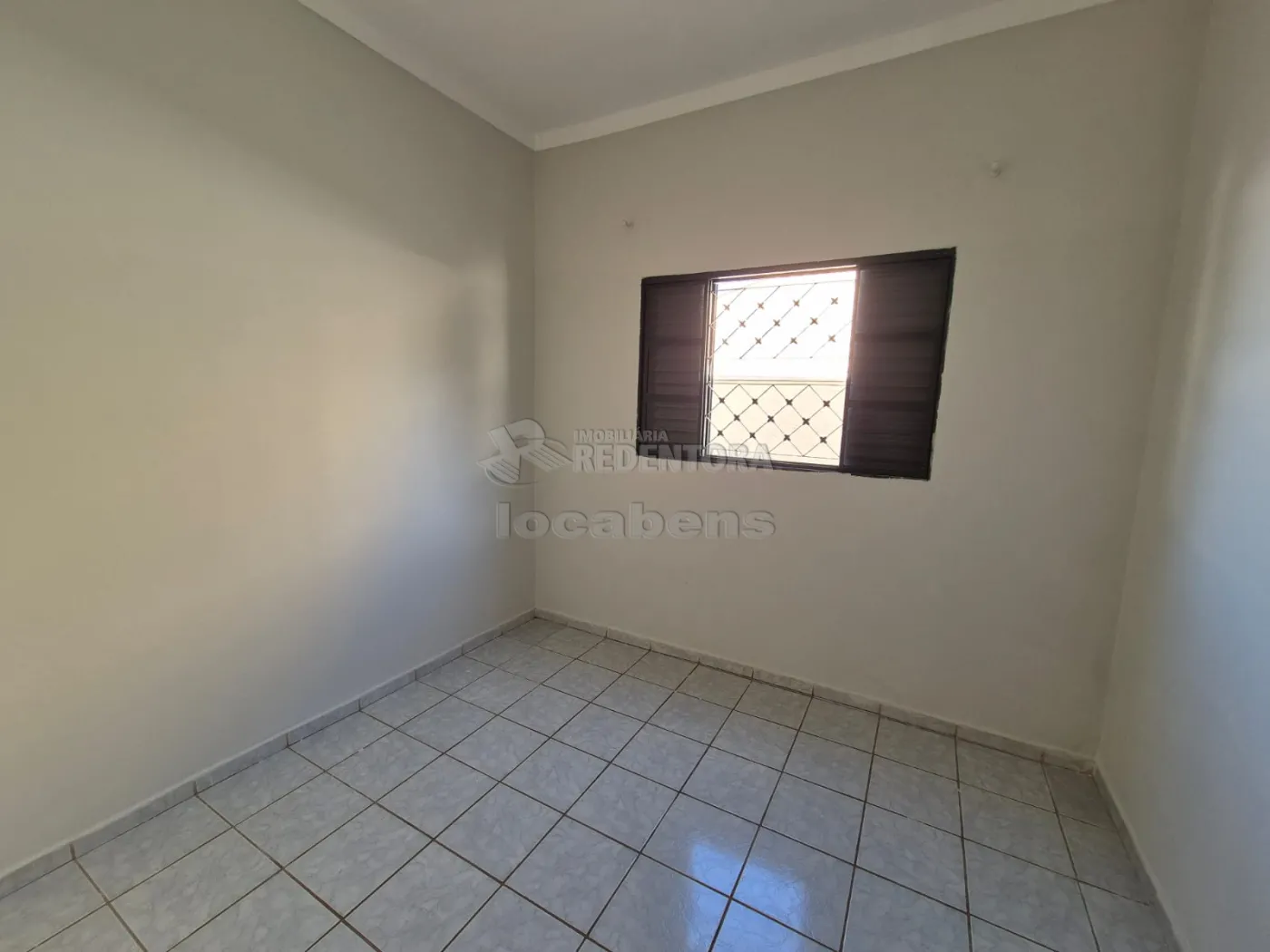 Alugar Casa / Padr&atilde;o em S&atilde;o Jos&eacute; do Rio Preto R$ 1.500,00 - Foto 6