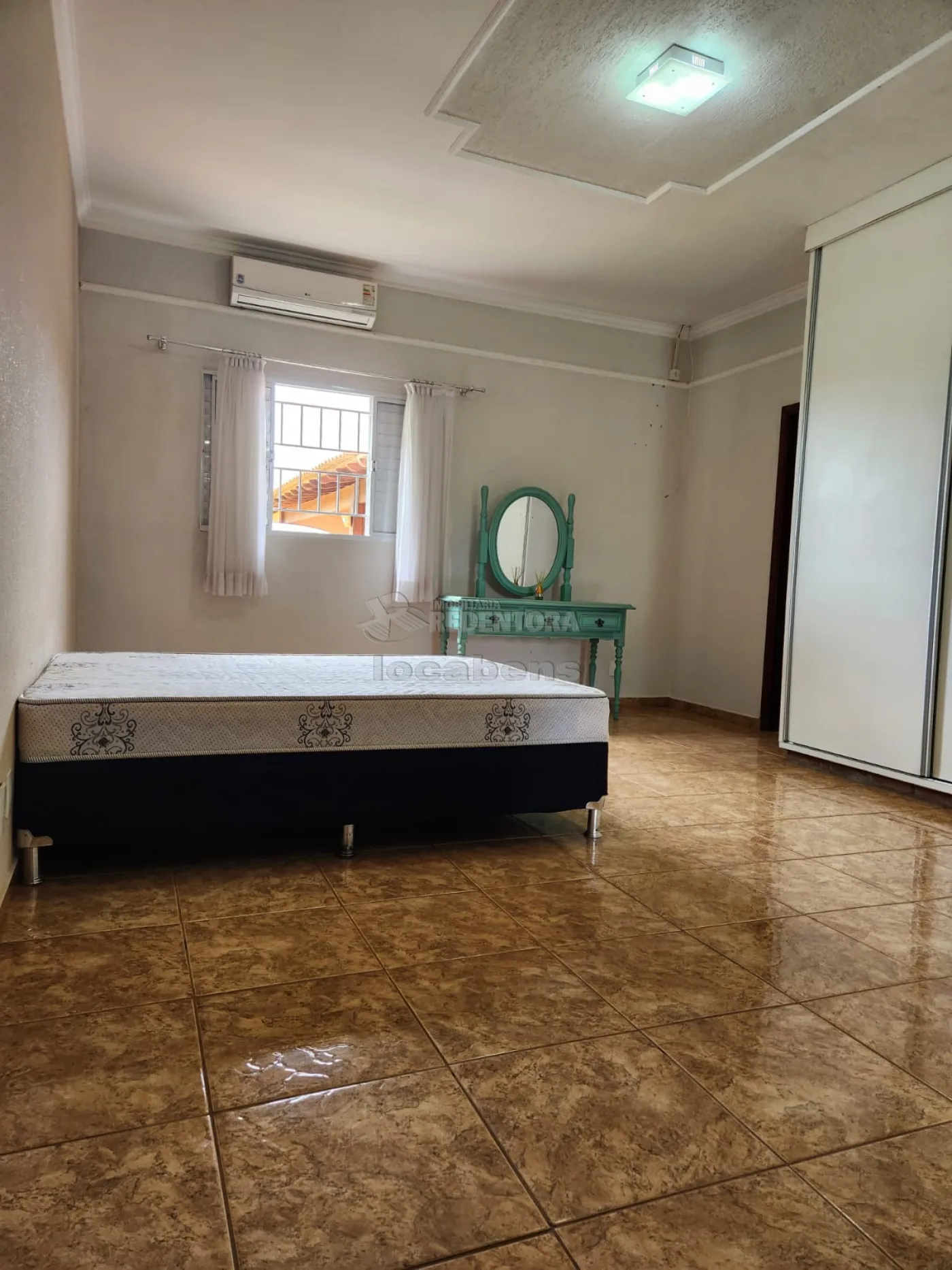 Chácara, 4 quartos, 2000 m² - Foto 11