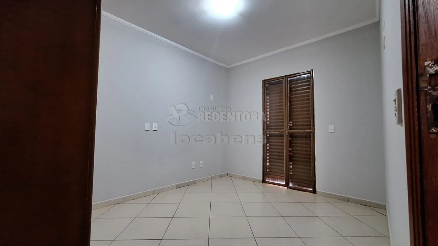 Alugar Apartamento / Padr&atilde;o em S&atilde;o Jos&eacute; do Rio Preto R$ 1.600,00 - Foto 7