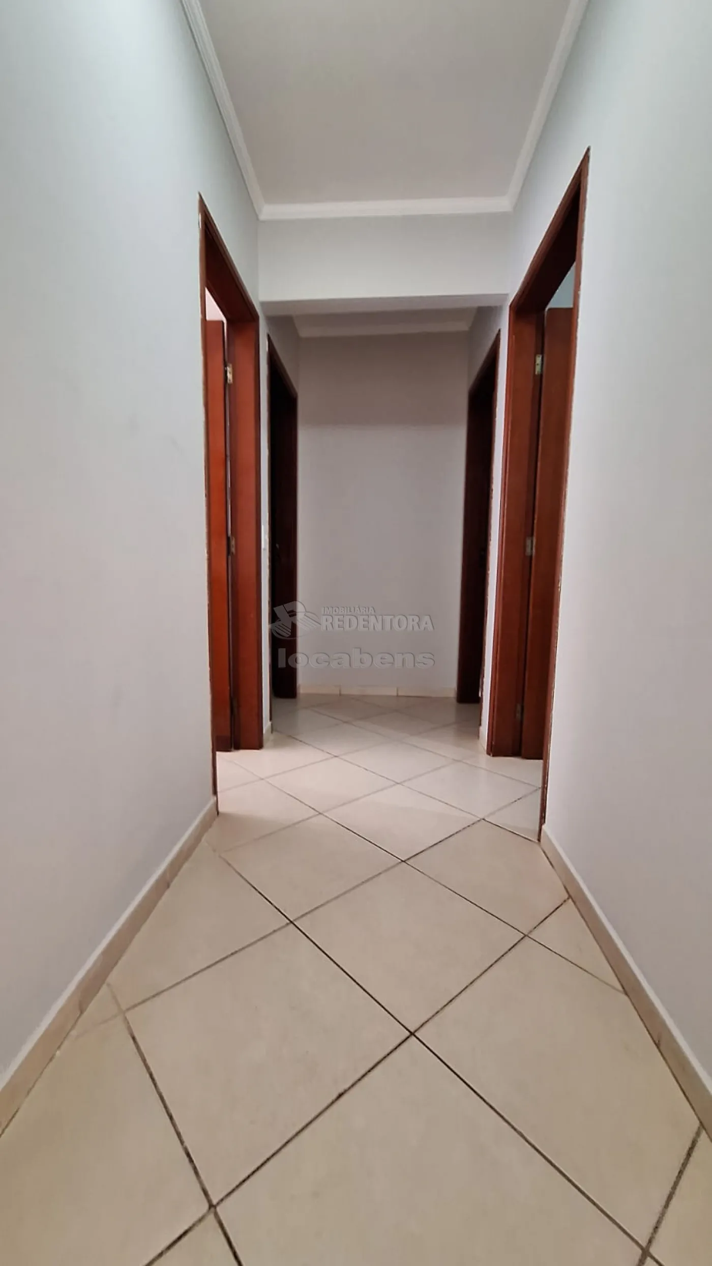 Alugar Apartamento / Padr&atilde;o em S&atilde;o Jos&eacute; do Rio Preto R$ 1.600,00 - Foto 18
