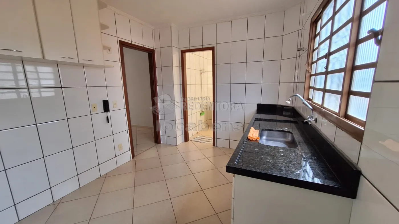 Alugar Apartamento / Padr&atilde;o em S&atilde;o Jos&eacute; do Rio Preto R$ 1.600,00 - Foto 22