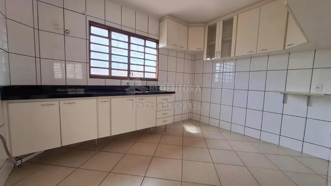 Alugar Apartamento / Padr&atilde;o em S&atilde;o Jos&eacute; do Rio Preto R$ 1.600,00 - Foto 21