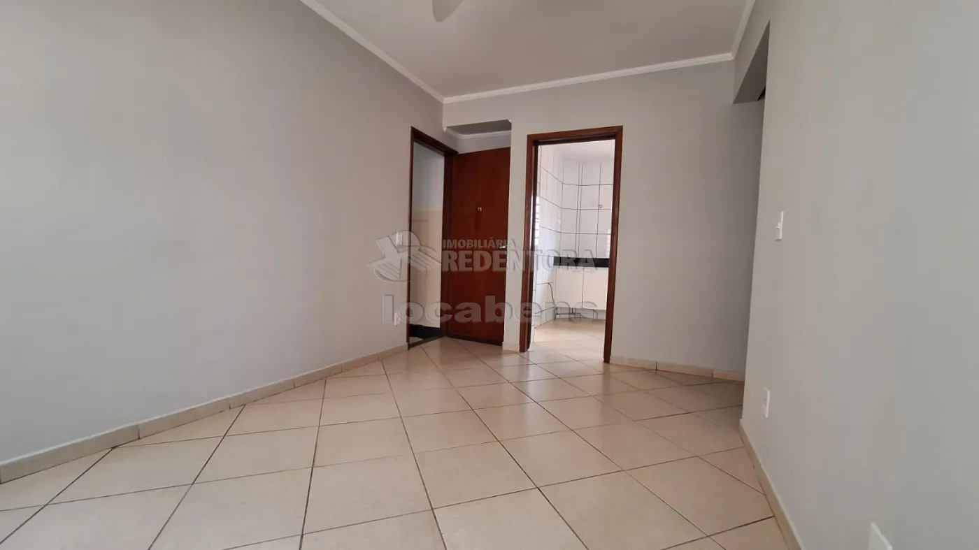 Alugar Apartamento / Padr&atilde;o em S&atilde;o Jos&eacute; do Rio Preto R$ 1.600,00 - Foto 2