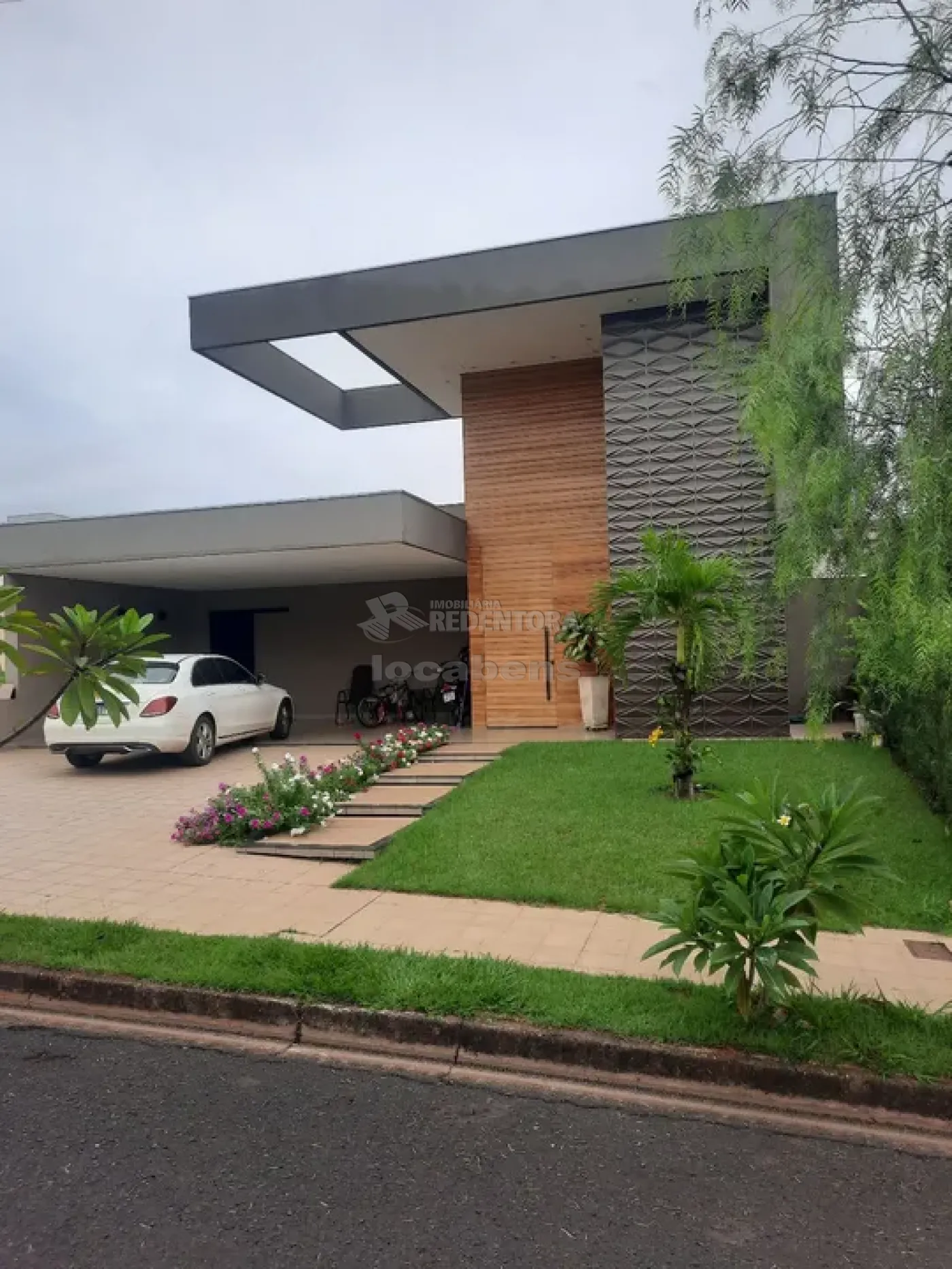 Alugar Casa / Condom&iacute;nio em S&atilde;o Jos&eacute; do Rio Preto R$ 7.000,00 - Foto 1