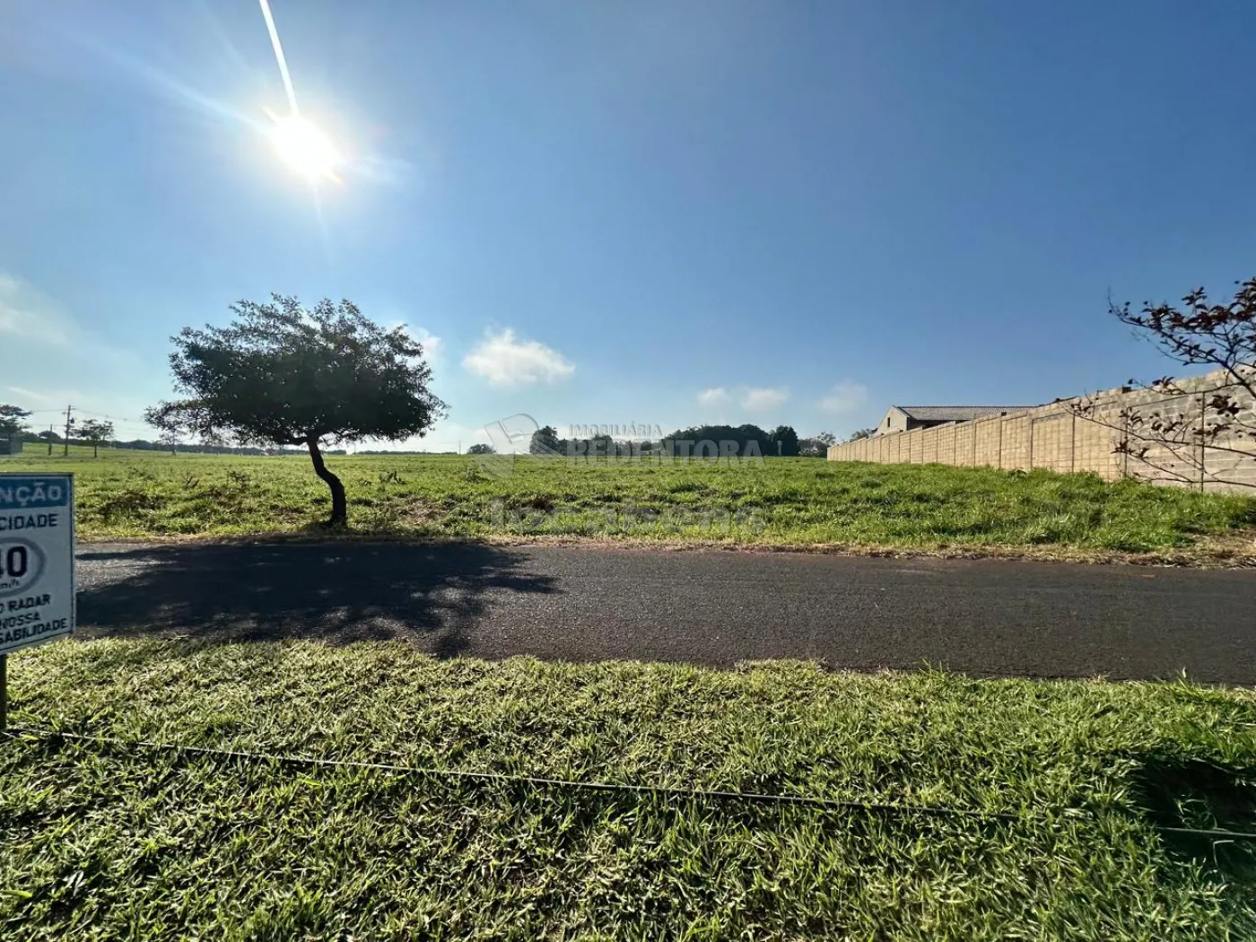 Comprar Terreno / Condom&iacute;nio em S&atilde;o Jos&eacute; do Rio Preto R$ 800.000,00 - Foto 1