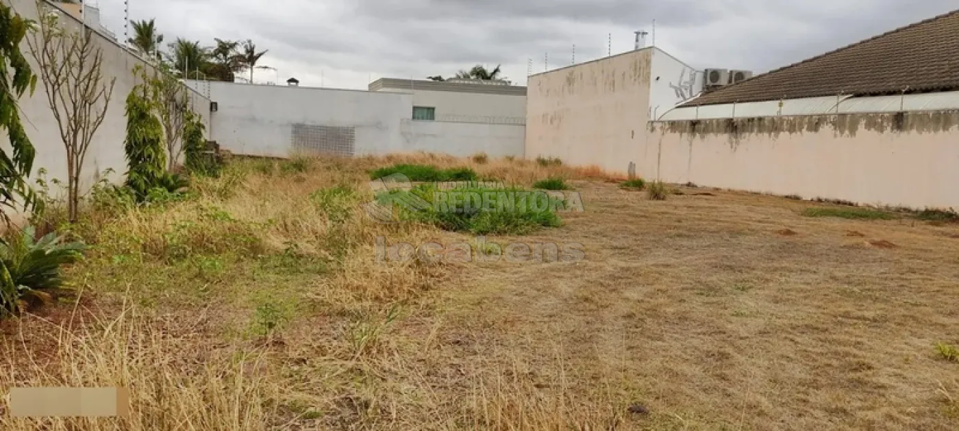 Comprar Terreno / Padr&atilde;o em S&atilde;o Jos&eacute; do Rio Preto R$ 420.000,00 - Foto 1
