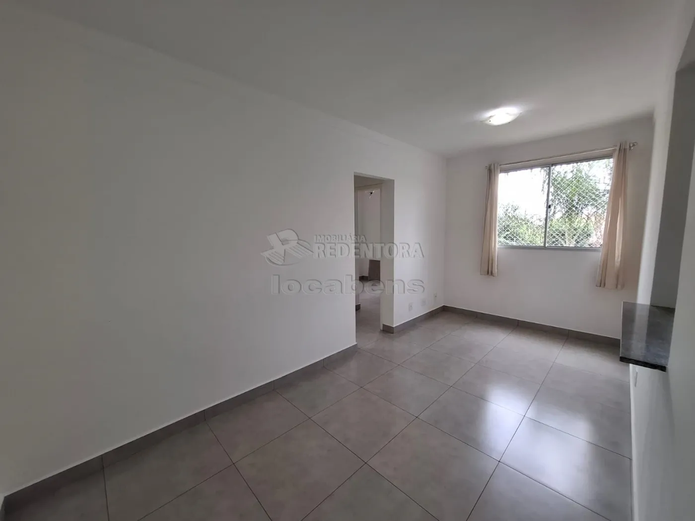 Alugar Apartamento / Padr&atilde;o em S&atilde;o Jos&eacute; do Rio Preto R$ 1.360,00 - Foto 1