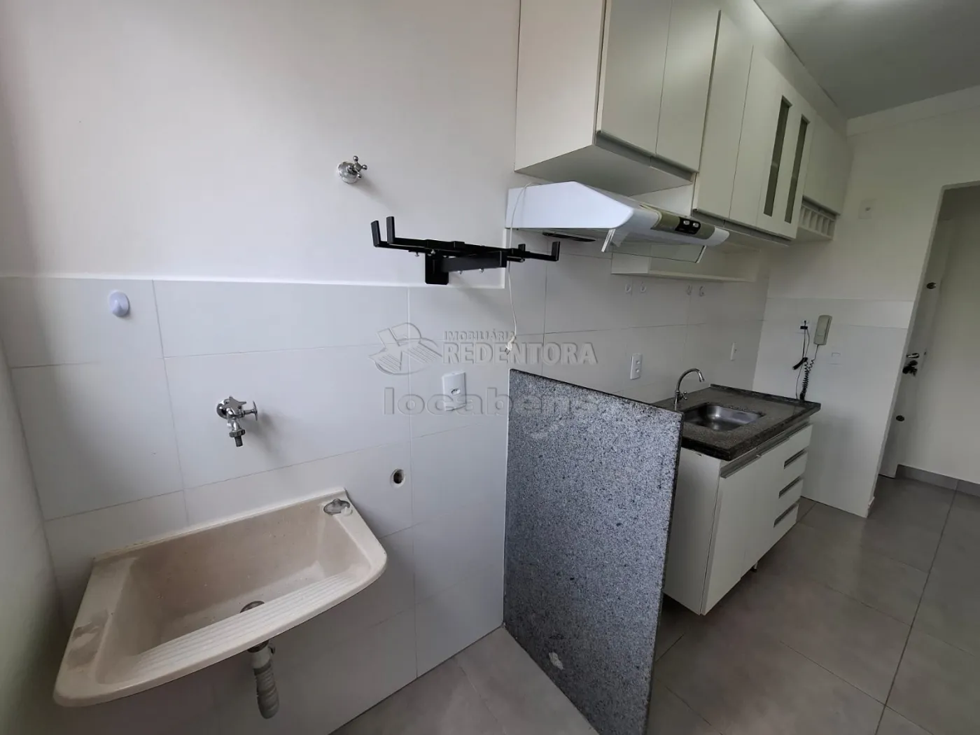 Alugar Apartamento / Padr&atilde;o em S&atilde;o Jos&eacute; do Rio Preto R$ 1.360,00 - Foto 4