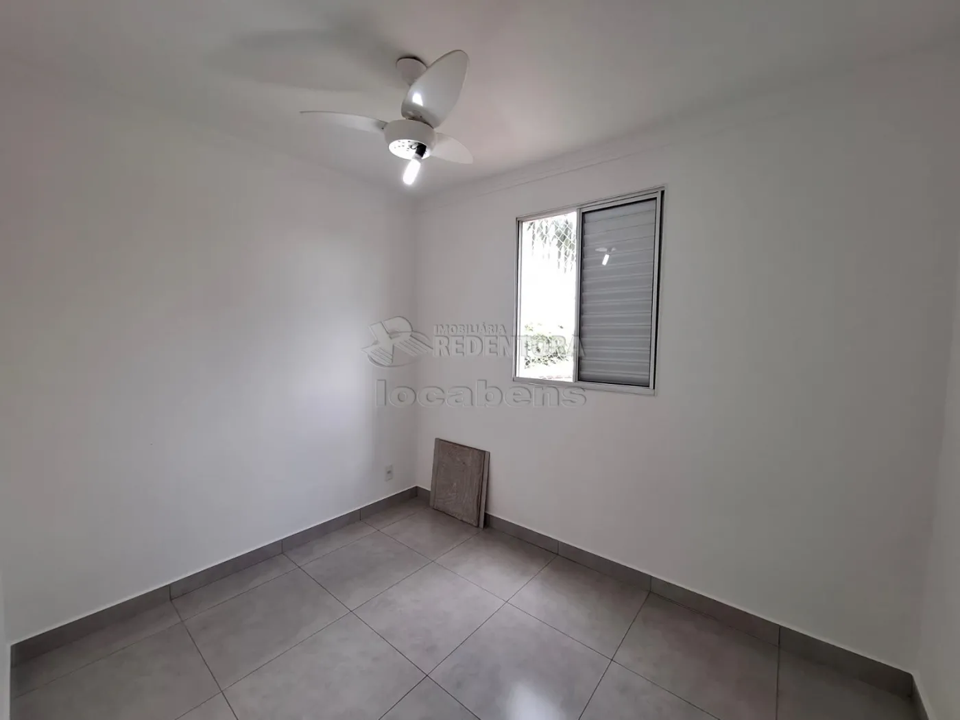 Alugar Apartamento / Padr&atilde;o em S&atilde;o Jos&eacute; do Rio Preto R$ 1.360,00 - Foto 8