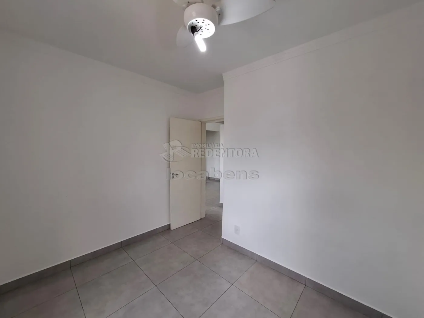 Alugar Apartamento / Padr&atilde;o em S&atilde;o Jos&eacute; do Rio Preto R$ 1.360,00 - Foto 9
