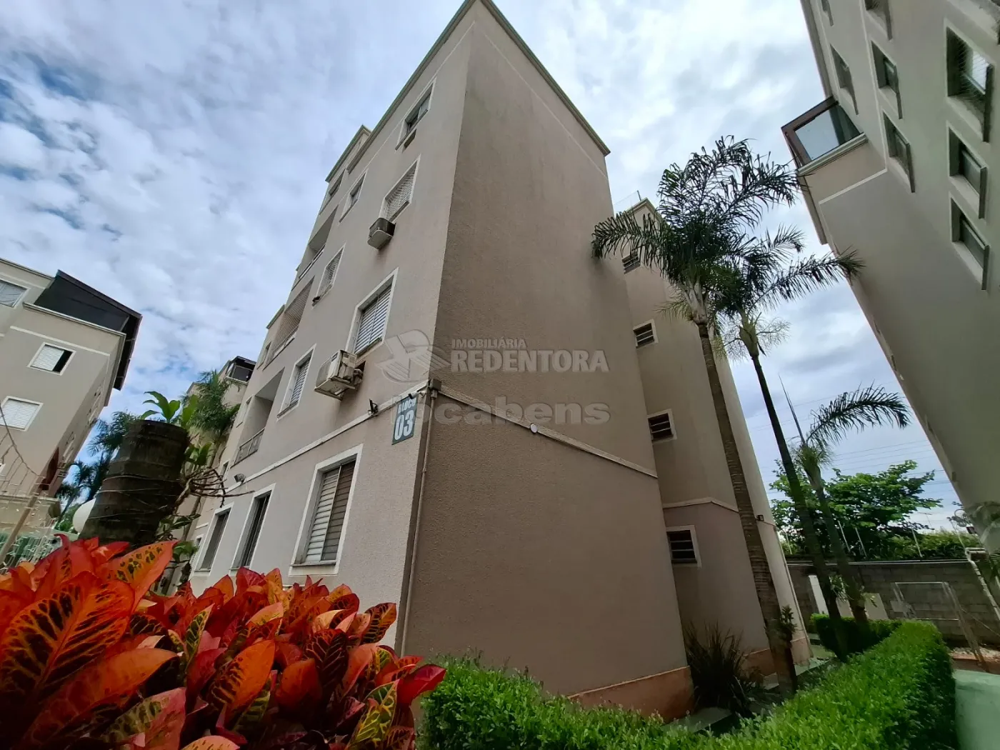 Alugar Apartamento / Padr&atilde;o em S&atilde;o Jos&eacute; do Rio Preto R$ 1.360,00 - Foto 11
