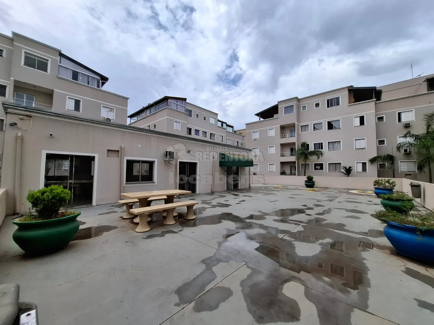 Alugar Apartamento / Padr&atilde;o em S&atilde;o Jos&eacute; do Rio Preto R$ 1.360,00 - Foto 15