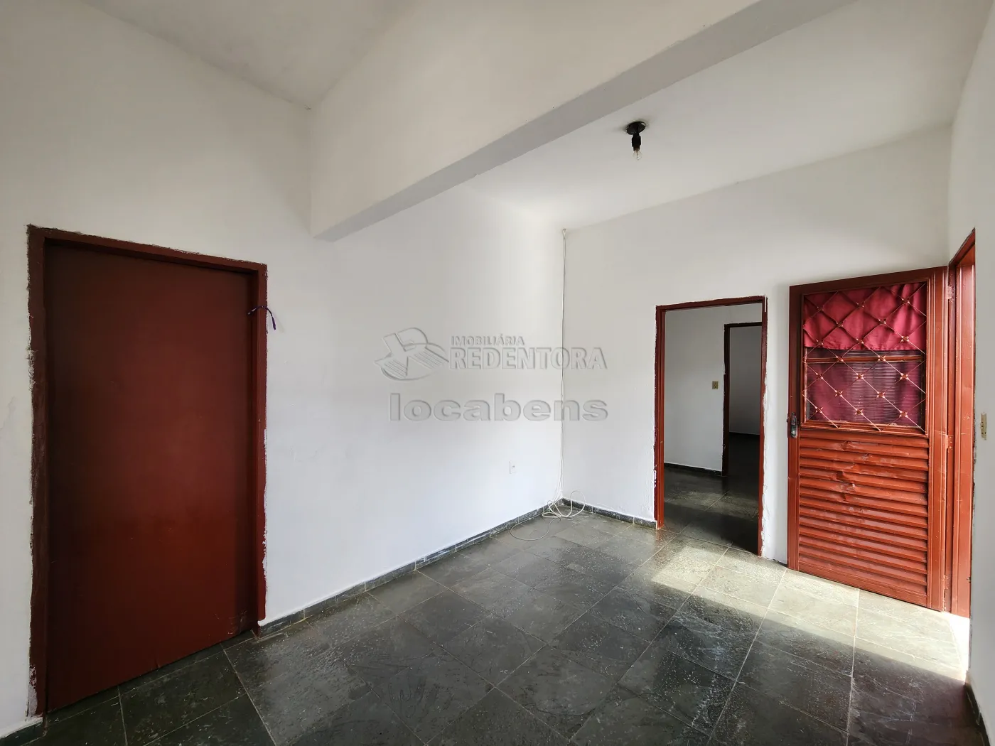 Alugar Casa / Padr&atilde;o em S&atilde;o Jos&eacute; do Rio Preto R$ 850,00 - Foto 2